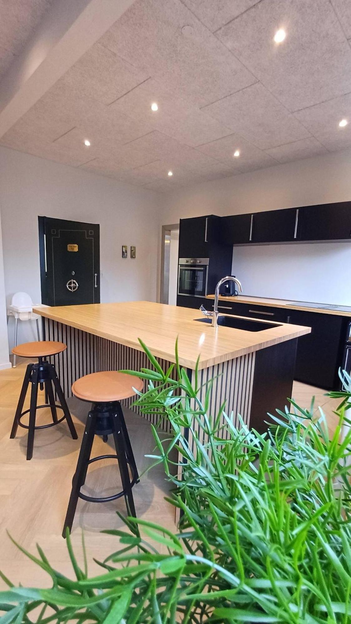 Luxurious In City, Free Parking Apartamento *